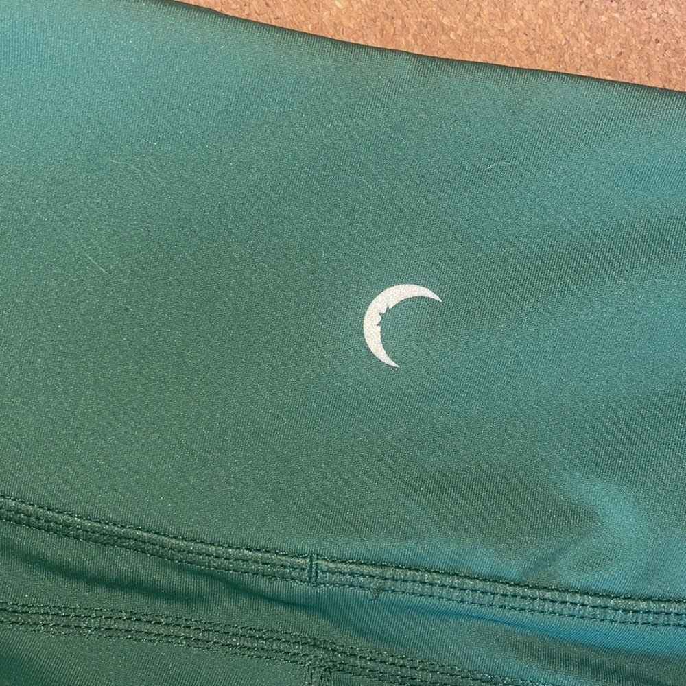 COPY - Zyia Active green size 4 with pockets light in tights 24 inch